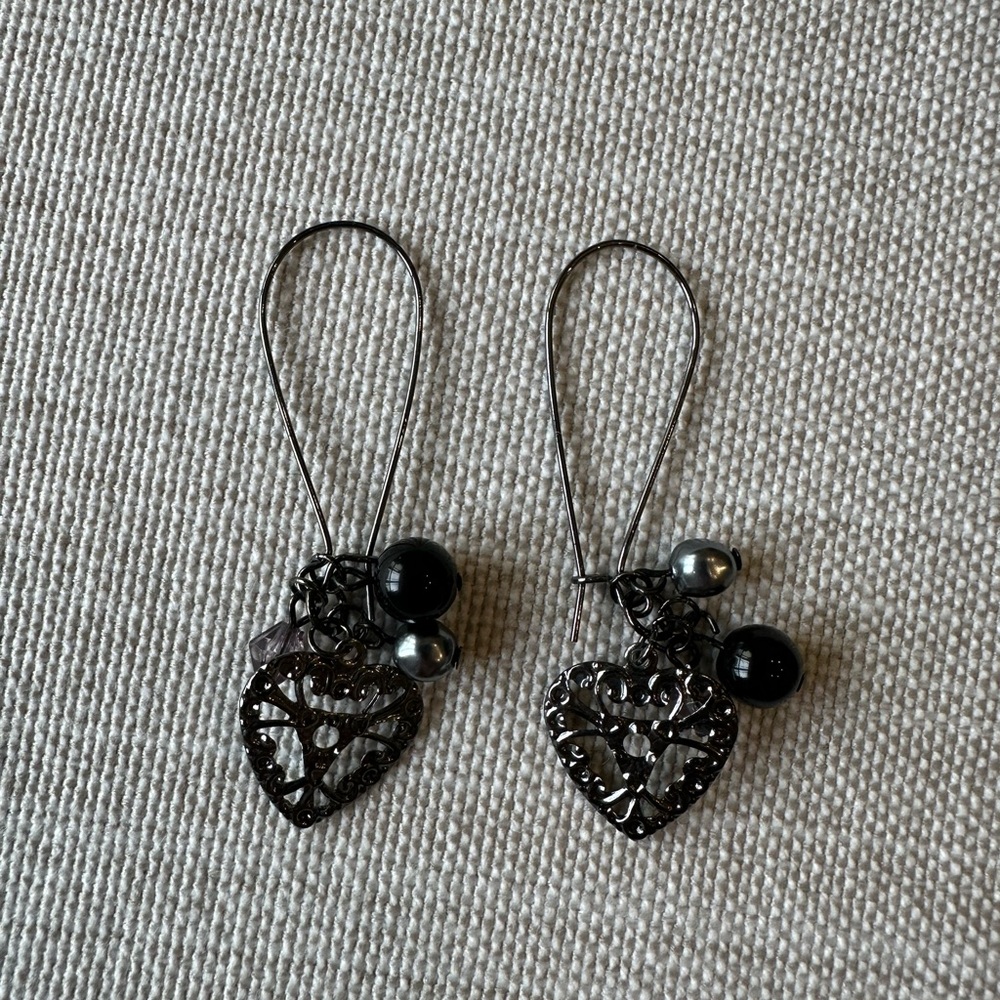 Vintage Art-Deco Gunmental Silver Glass Bead Euro Wire Pierced Dangle Earrings
